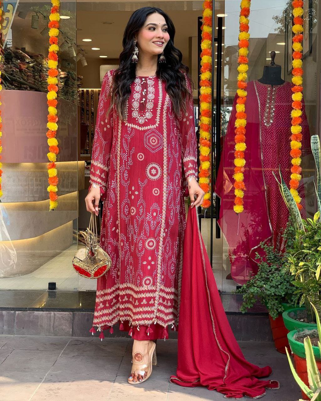 Maroon Colur Beautiful Neck Hand Work Cotton Lining Suit Set